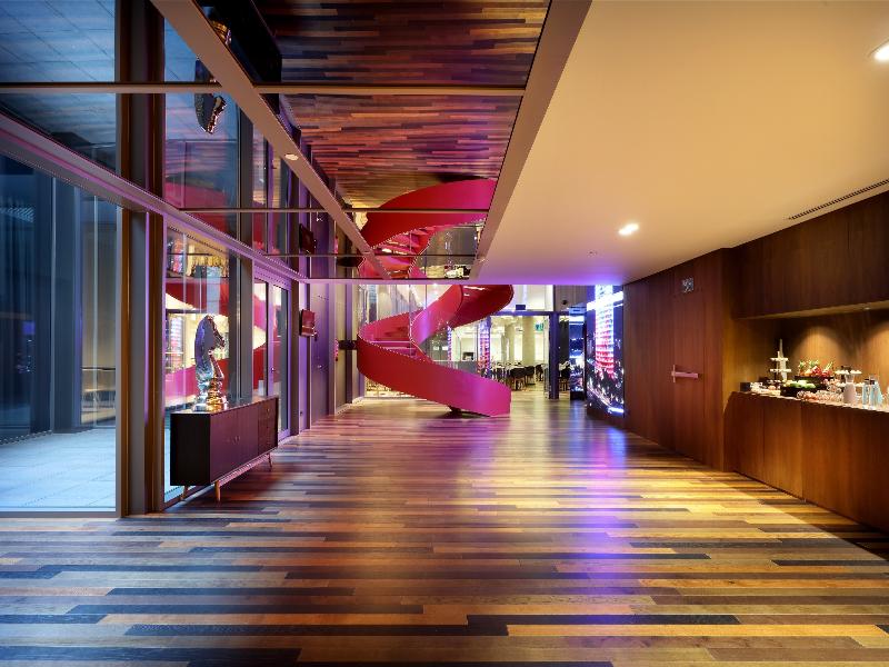 Hotel SB Glow - Lobi