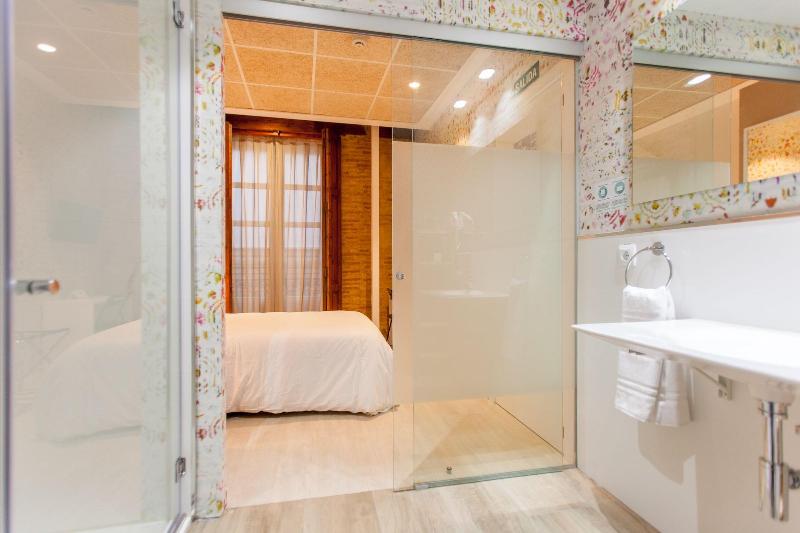 Host & Home - Oda