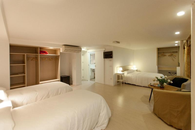 Host & Home - Oda