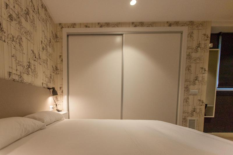 Host & Home - Oda