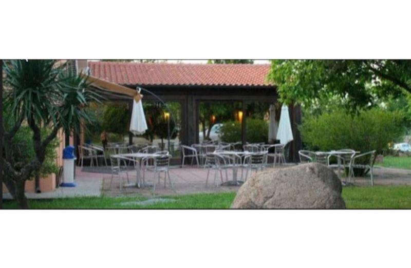 Montiruju Hotel - Teras