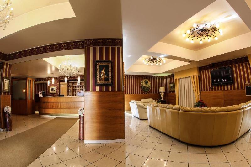 Hotel Max - Lobi