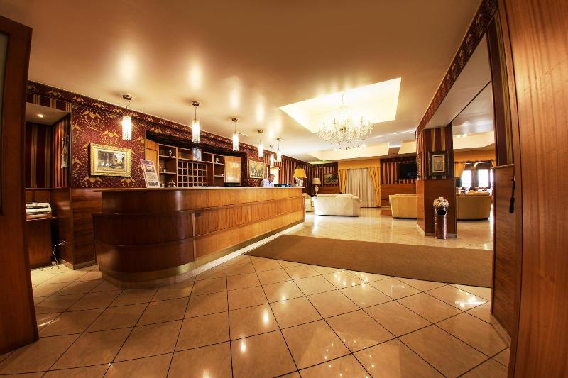 Hotel Max - Lobi
