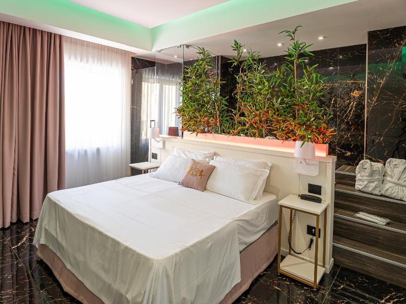 Hotel Max - Genel