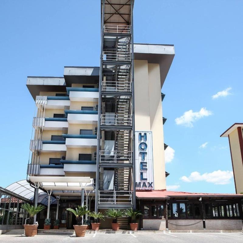 Hotel Max - Genel