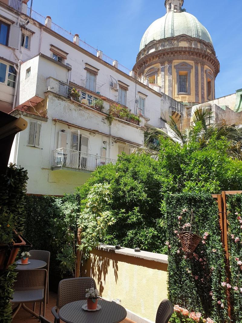 Chiaia Suites - Oda