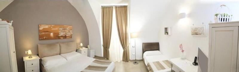 Chiaia Suites - Oda