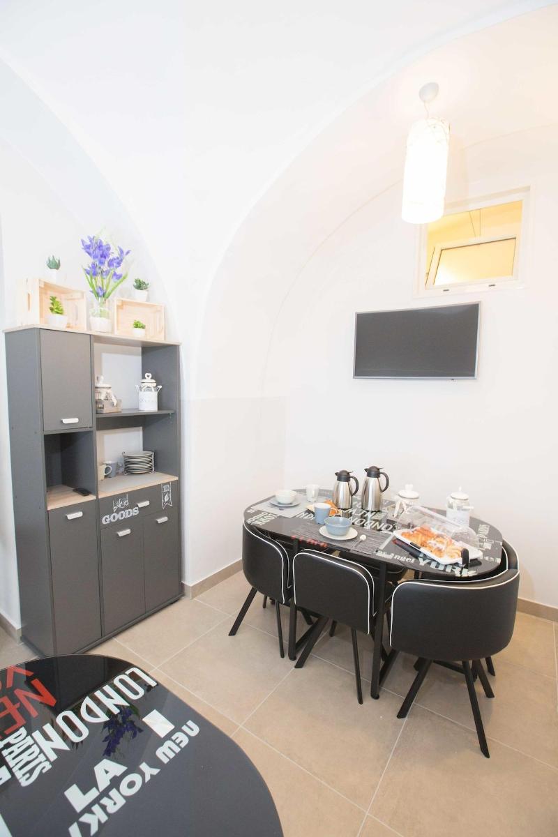 Chiaia Suites - Restoran