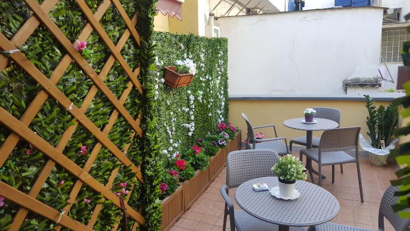 Chiaia Suites - Teras