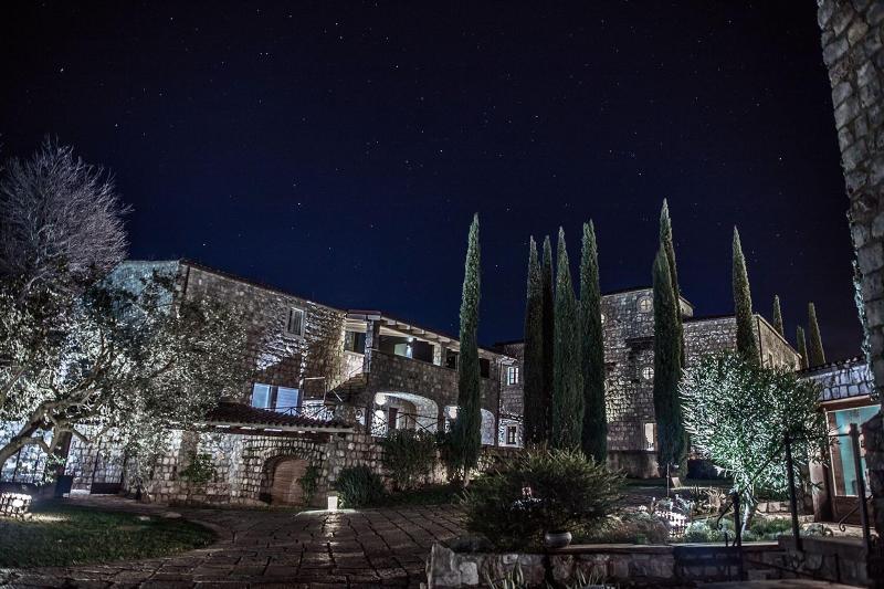 Aquapetra Resort And Spa - Genel