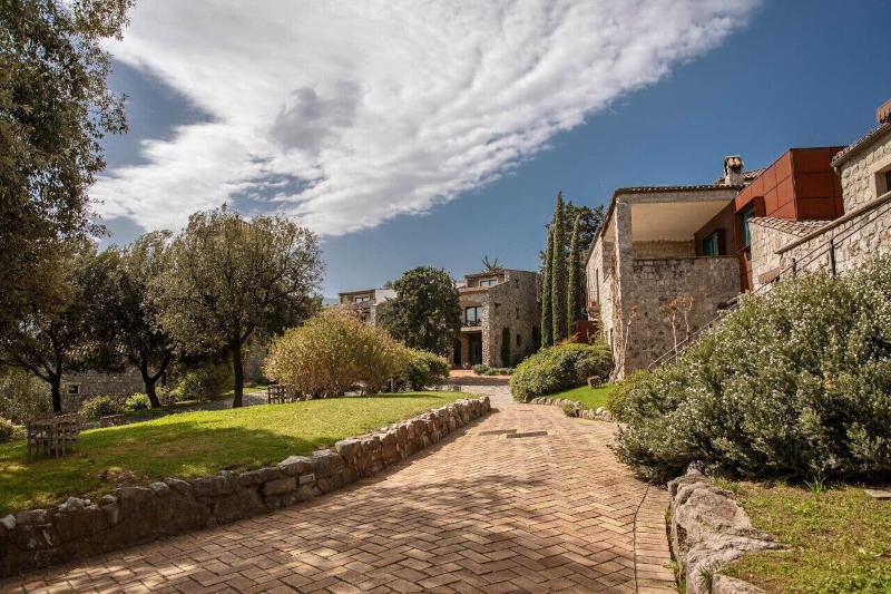 Aquapetra Resort And Spa - Genel