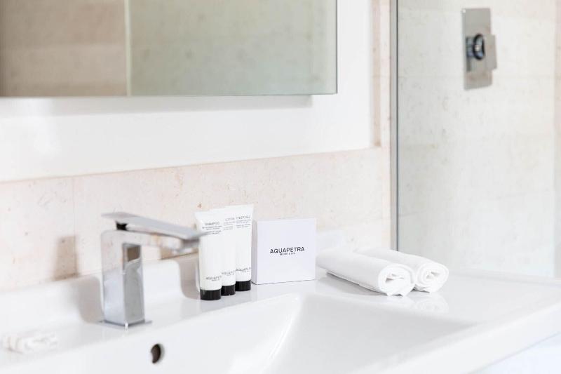 Aquapetra Resort And Spa - Oda