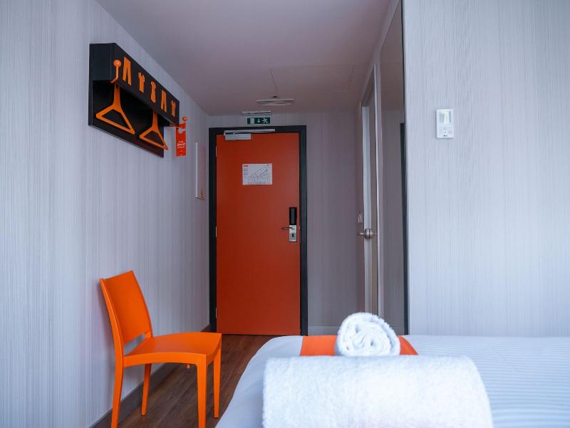 easyHotel Lisbon - Oda