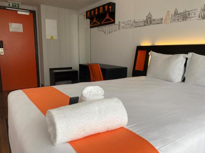 easyHotel Lisbon - Oda