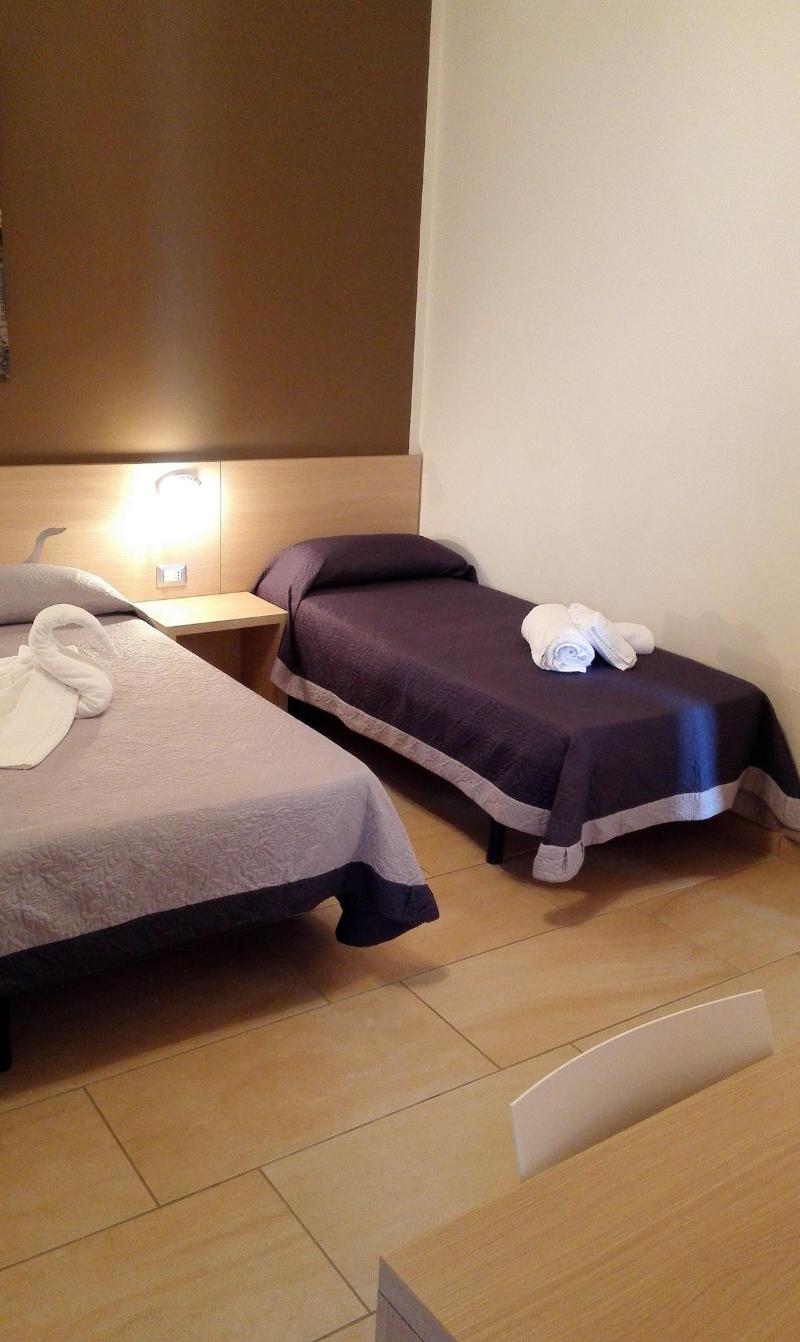 Samanà Bed - Oda