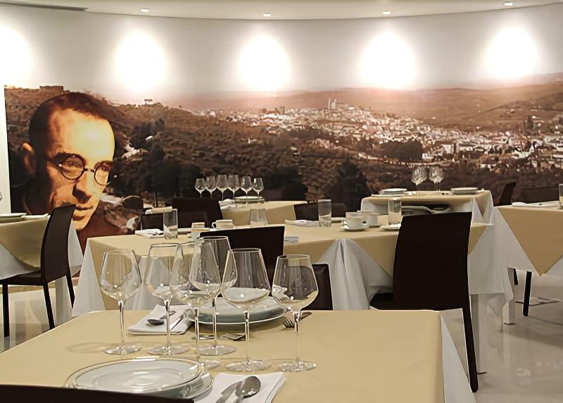 Hotel José Régio - Restoran