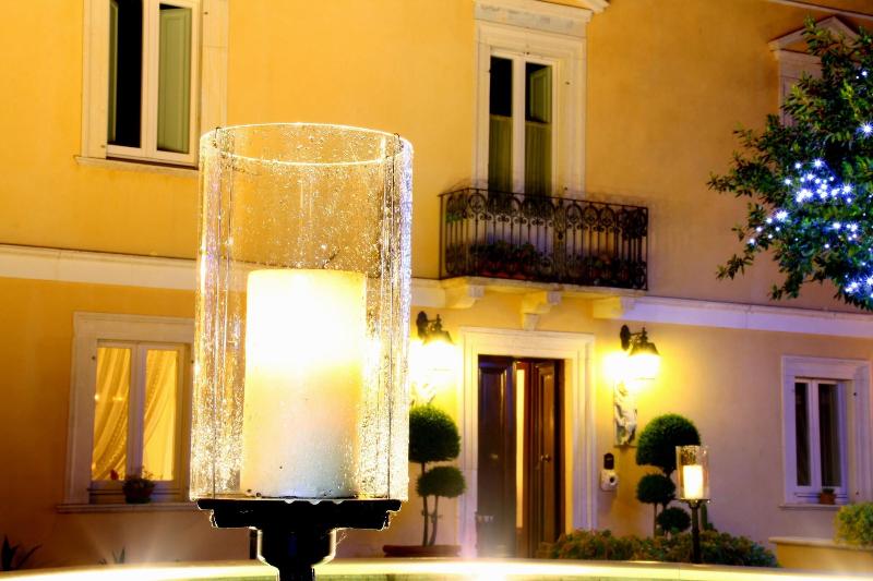 Regis Resort - Genel