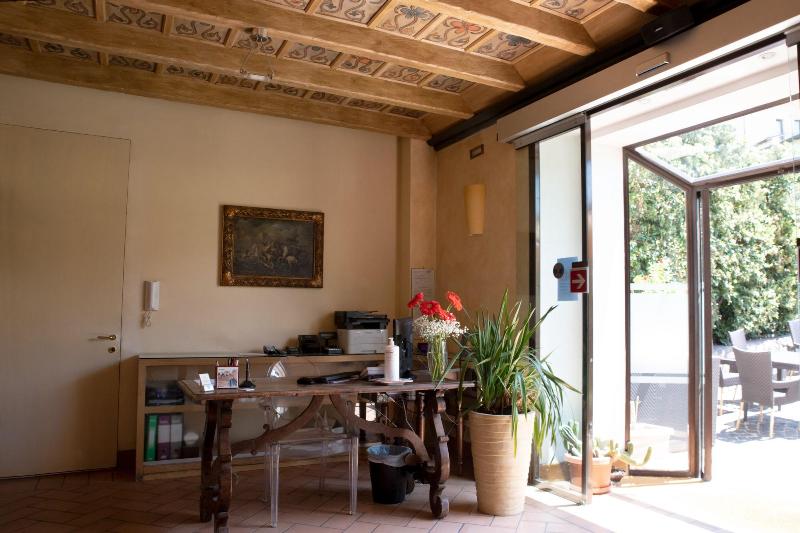 Hotel 99 Cannelle - Lobi