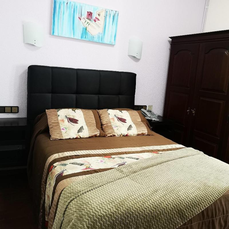 Hotel 4 Estações - Oda