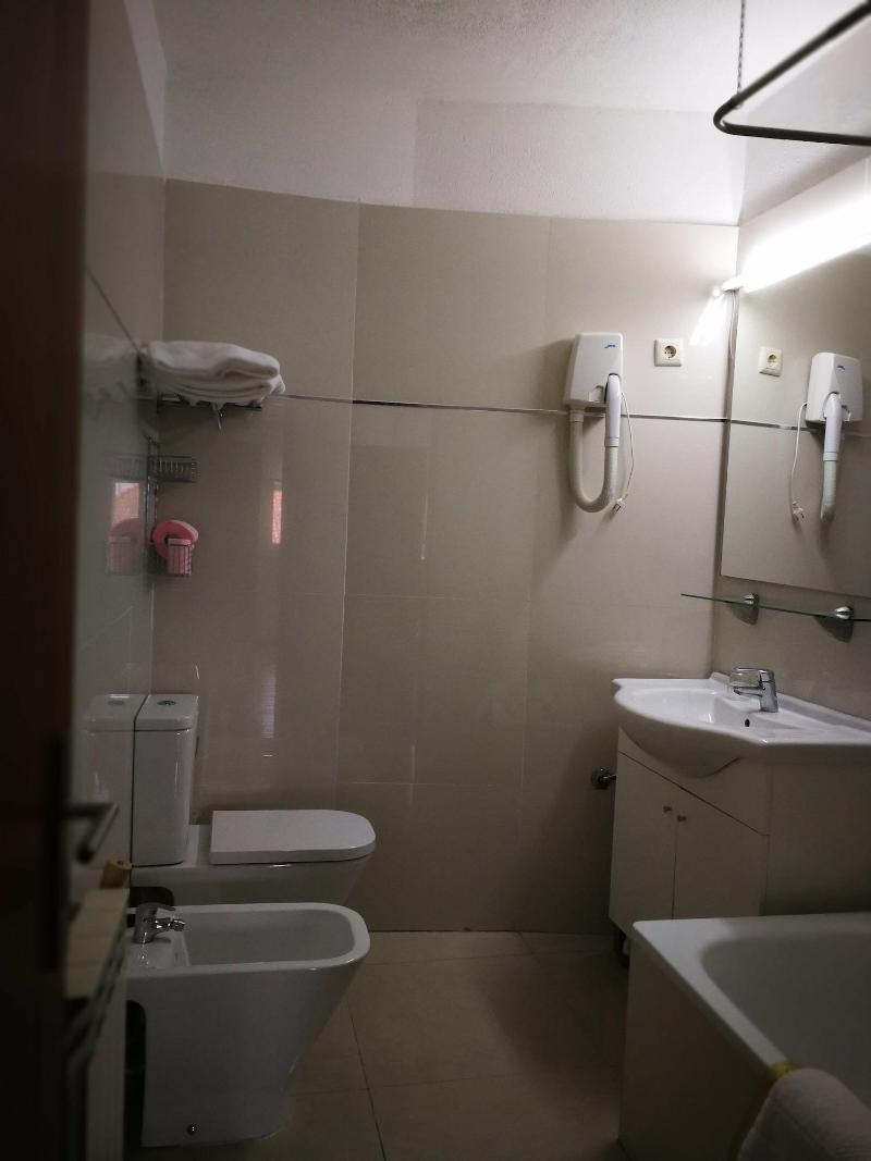 Hotel 4 Estações - Oda