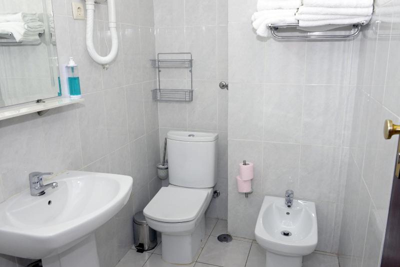Hotel 4 Estações - Oda
