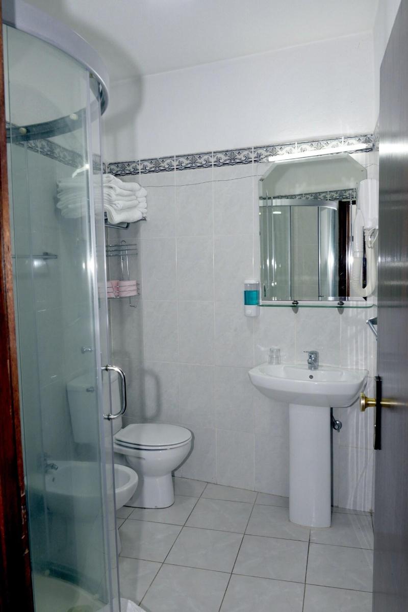Hotel 4 Estações - Oda