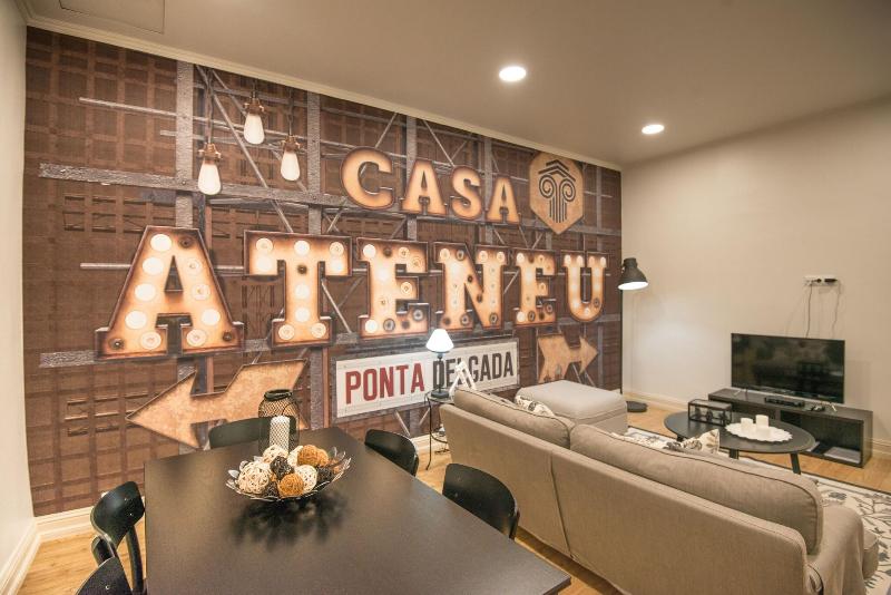 Casa Ateneu - Genel