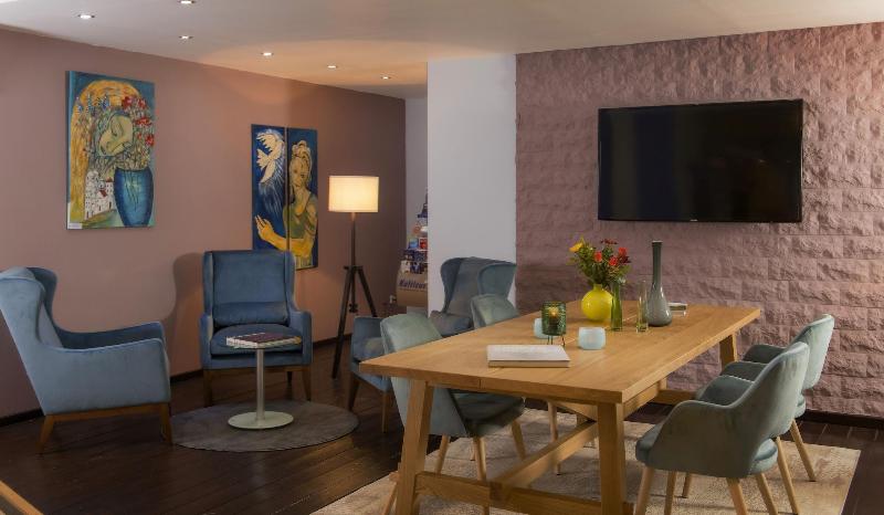 Four Stars By City Hotel - Lobi