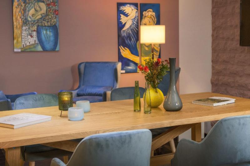 Four Stars By City Hotel - Lobi