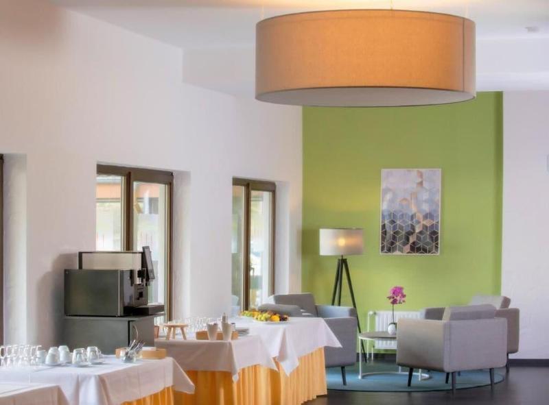Four Stars By City Hotel - Toplantı