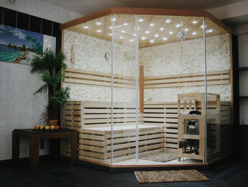 Four Stars By City Hotel - Aktivite