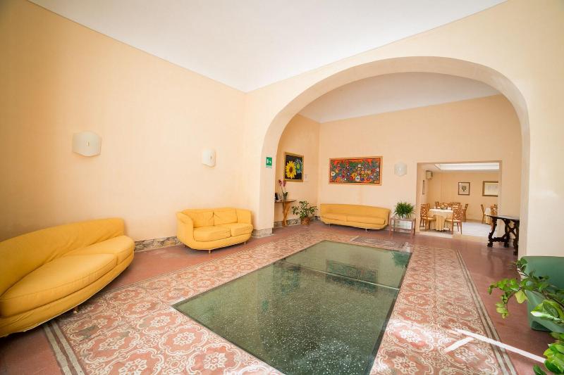 Hotel Gran Bretagna - Lobi