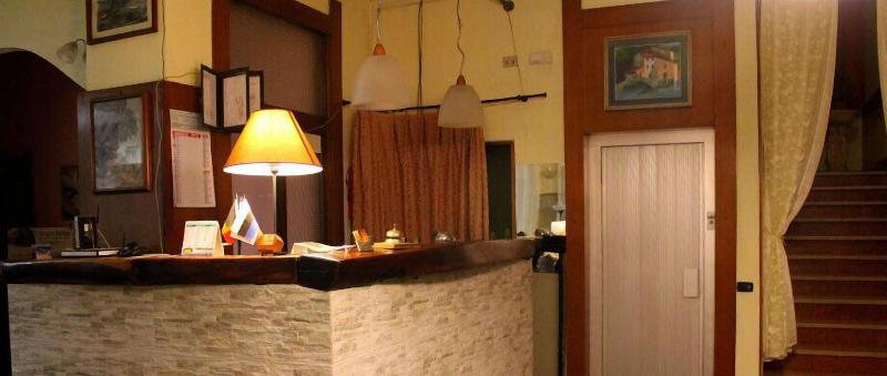Hotel 106 - Lobi