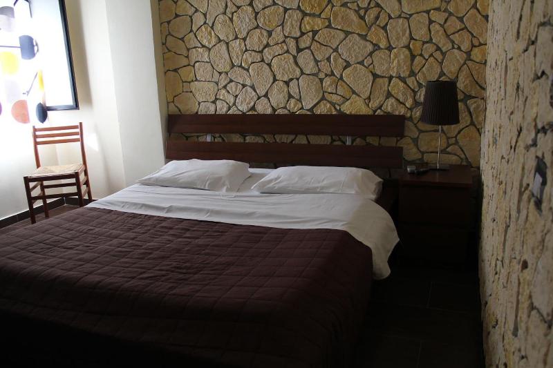 Hotel 106 - Oda
