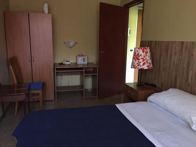 Hotel 106 - Oda
