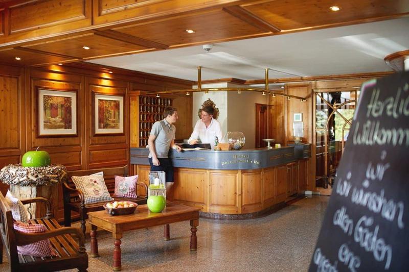 Hotel Derichsweiler Hof - Lobi