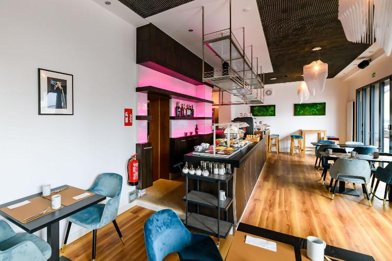 Nikii Hotel - Restoran