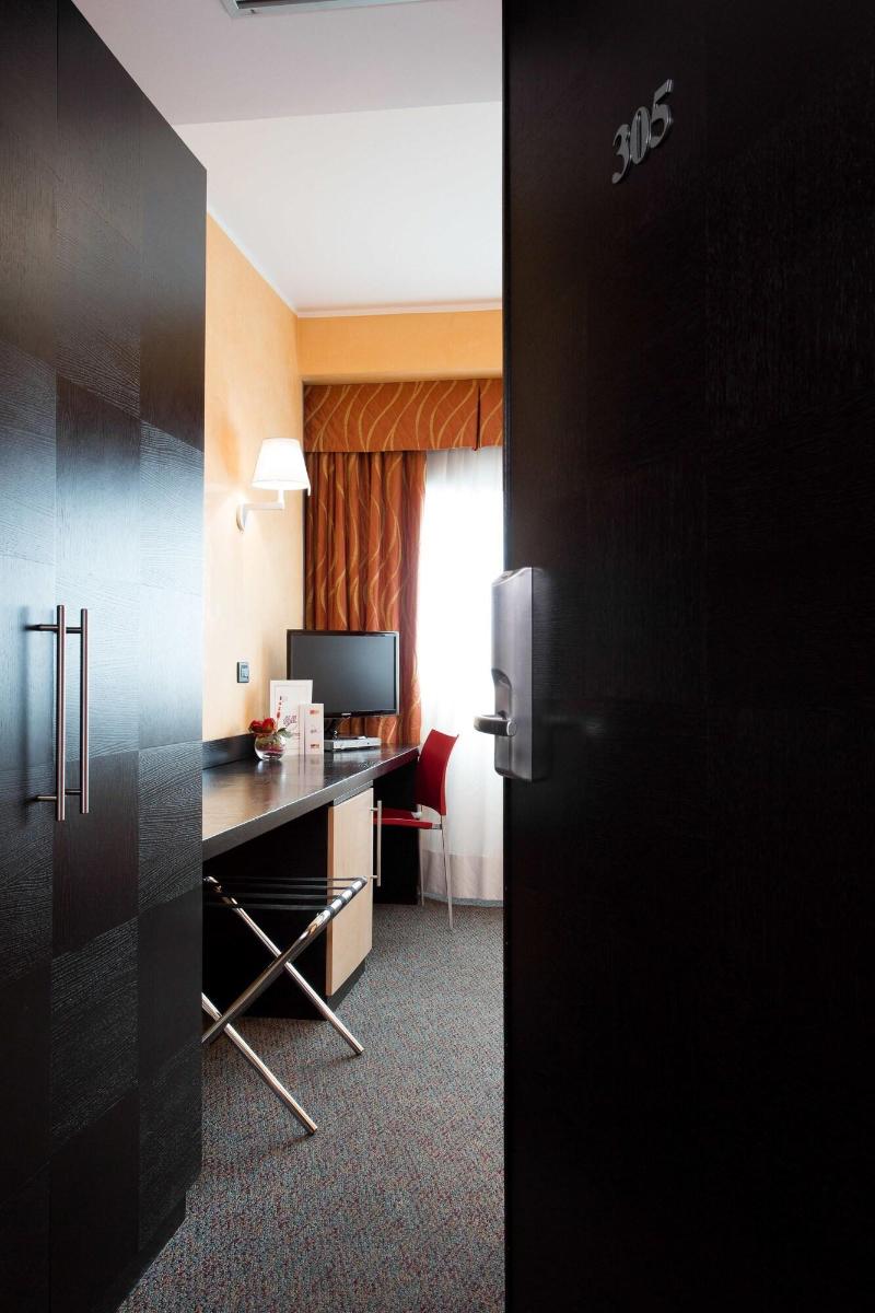 Hotel Majorana - Oda