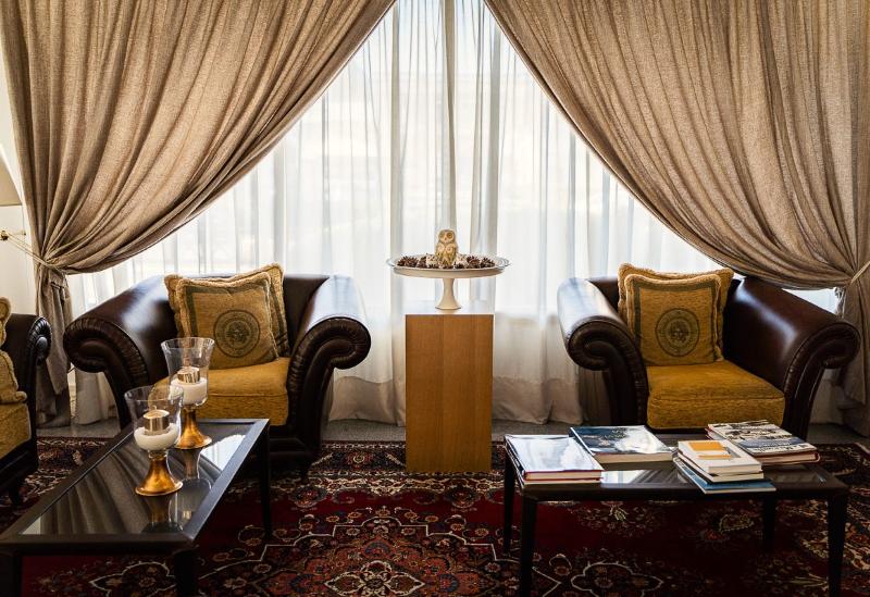 BHB Hotel - Lobi