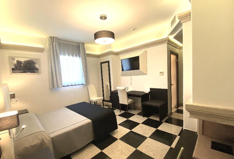 BHB Hotel - Oda