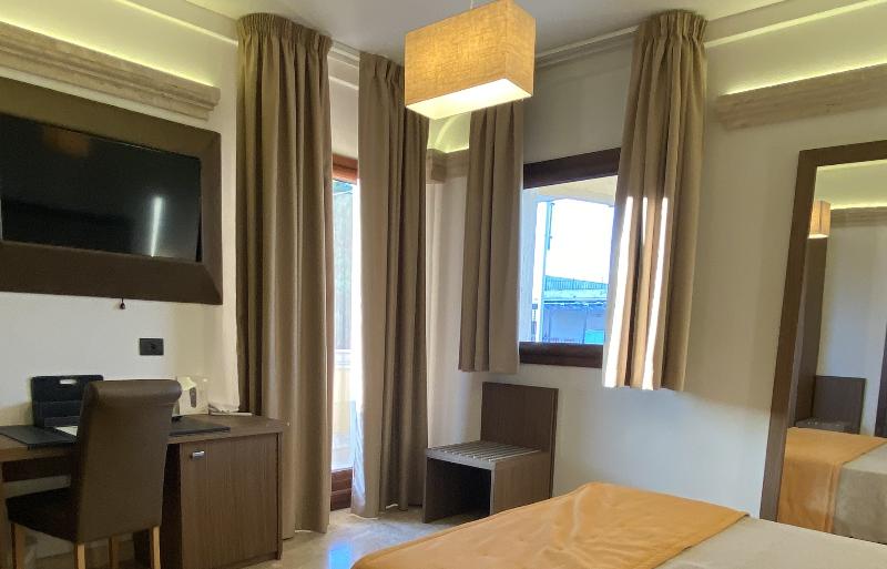BHB Hotel - Oda