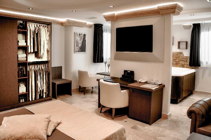 BHB Hotel - Oda
