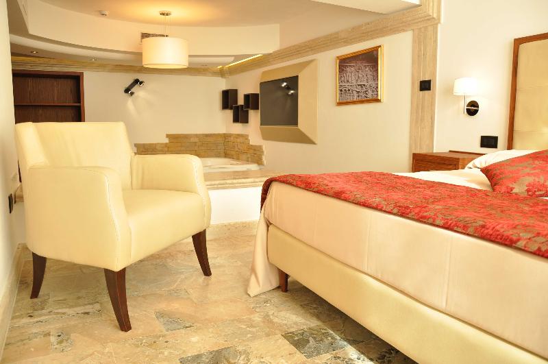 BHB Hotel - Oda