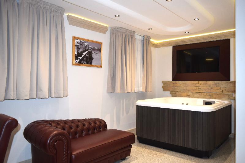 BHB Hotel - Oda