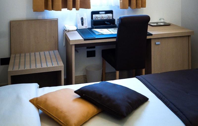 BHB Hotel - Oda