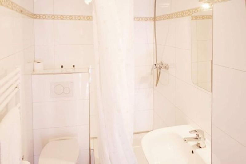 Barcelona Bed & Breakfast - Oda