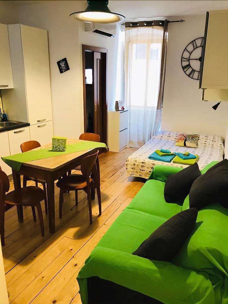 B&B Le Statuine Guesthouse - Oda