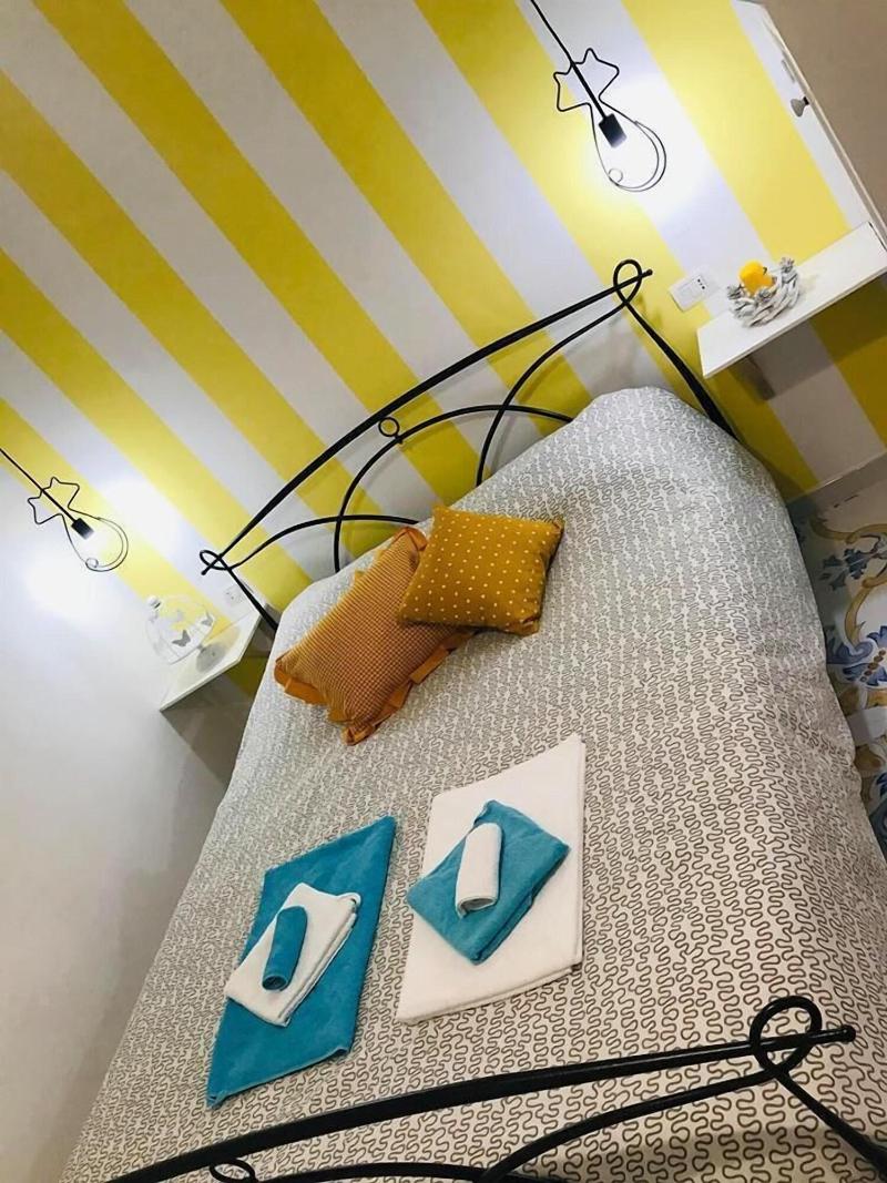 B&B Le Statuine Guesthouse - Oda