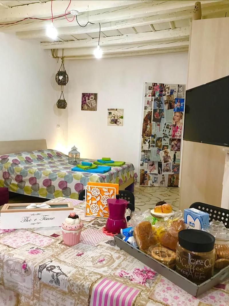 B&B Le Statuine Guesthouse - Restoran