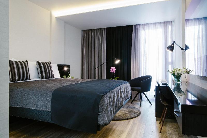 Qbic City Hotel - Oda